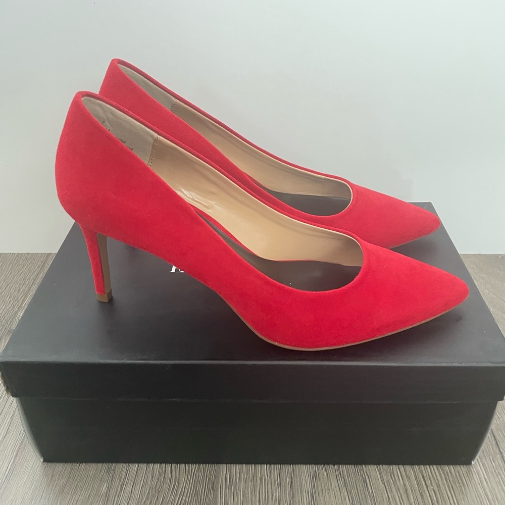 Beautiful red suede heels.